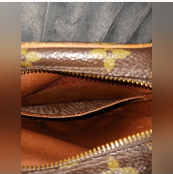 Vintage Louis Vuitton Danube Crossbody Monogram Brown Bag 1988 Authentic - Picture 6 of 11